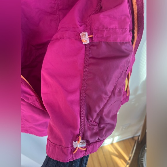 Eddie Bauer Travex Lightweight Vest - Picture 4 of 14